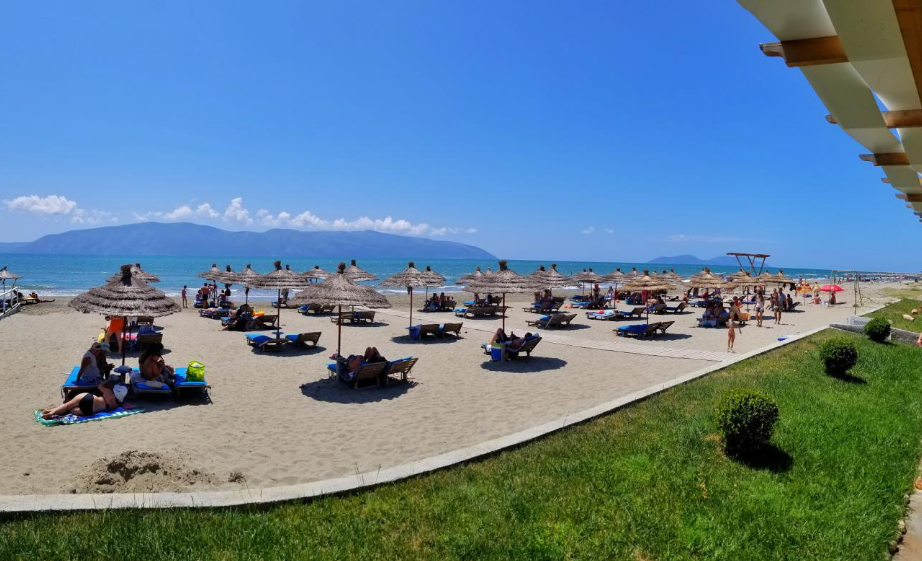 Plazhi i Vjeter, Vlorë, Albania